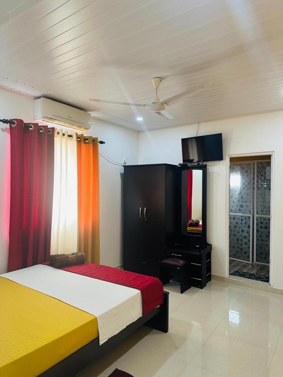 Funwhales Rest House Negombo Exterior foto